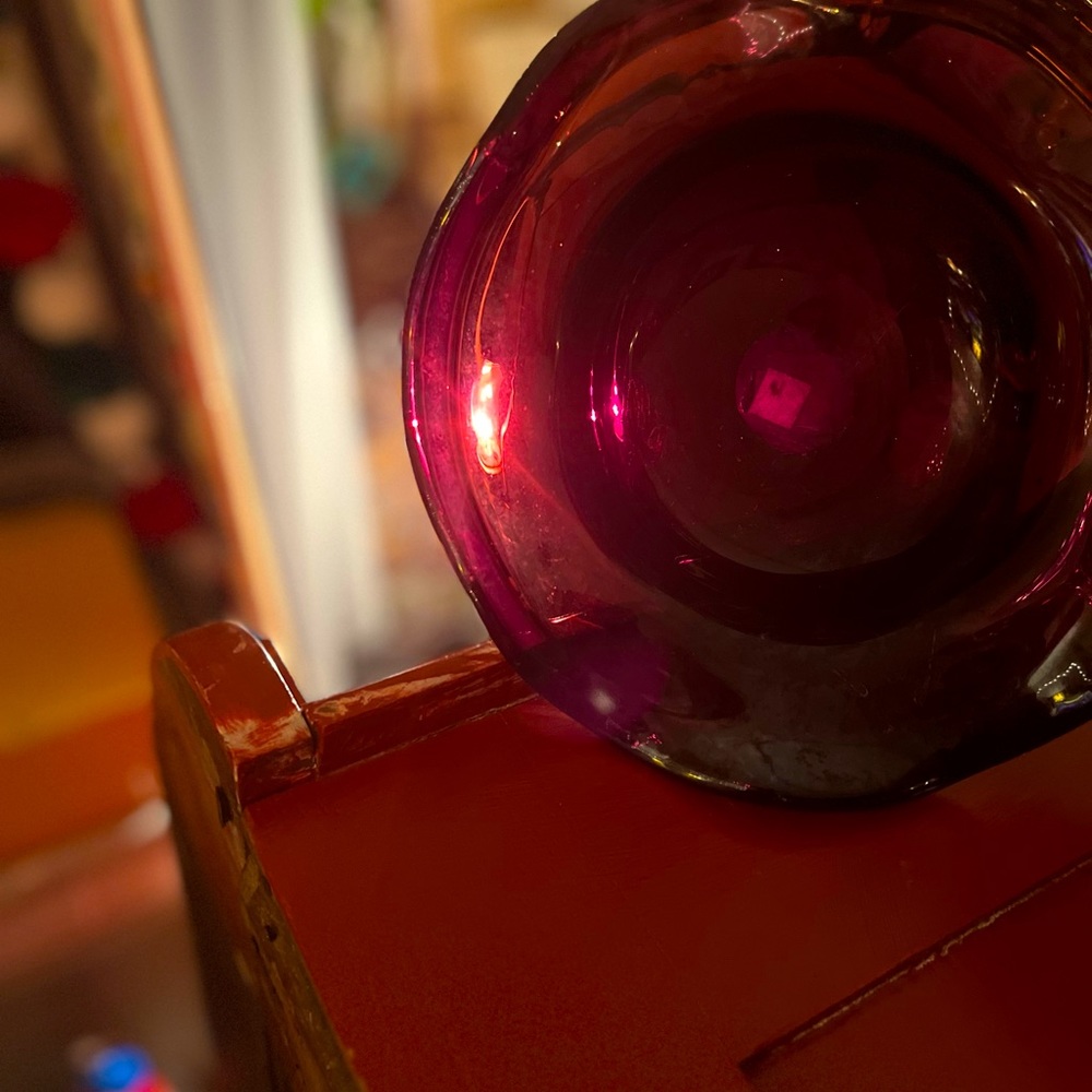 Traditional blown Spanish bowl in purple - Picture 2 of 8